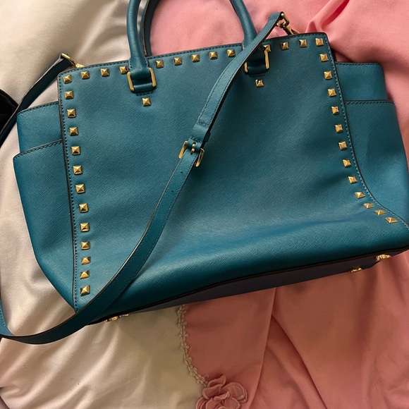 Michael Kors purse - Picture 2 of 3